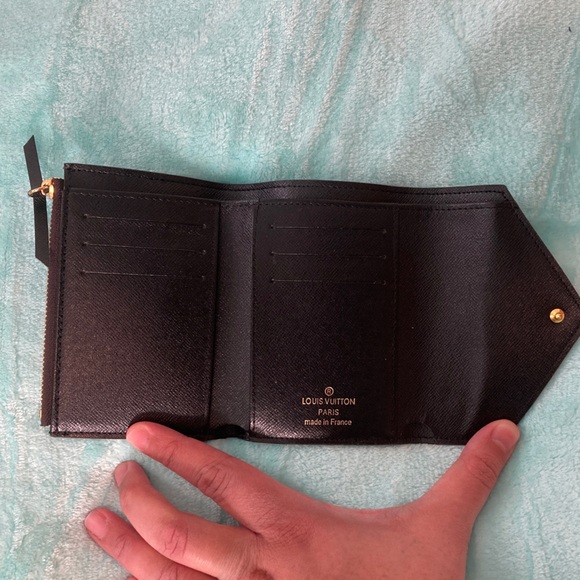 Louis Vuitton Classic Brown Monogram Wallet EUC - Picture 2 of 5